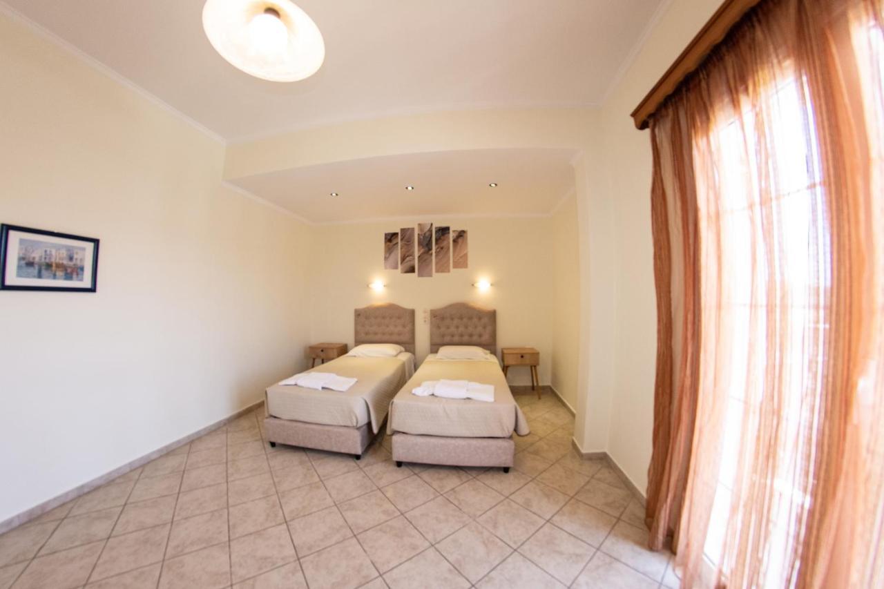 Kapetanios Apartments Agios Stefanos Avliotes  Extérieur photo