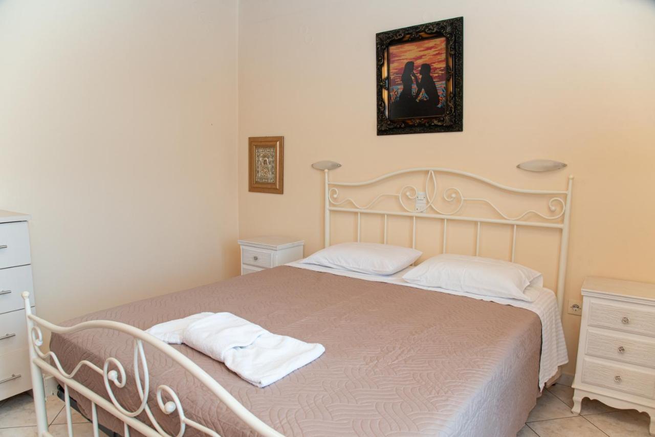 Kapetanios Apartments Agios Stefanos Avliotes  Extérieur photo